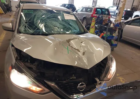 2018 Nissan Sentra S z USA, uszkodzony, nr VIN 3N1AB7AP5JY245924